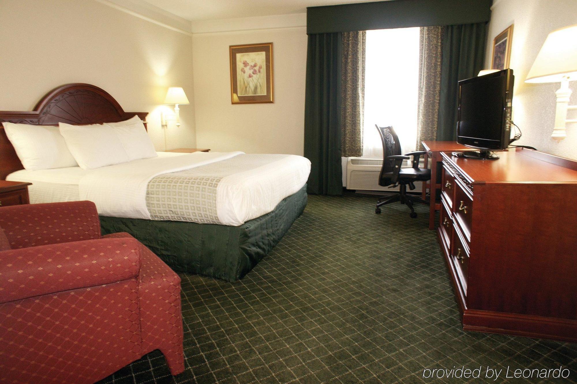 La Quinta By Wyndham Detroit 3*