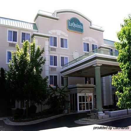 Hotel La Quinta By Wyndham Detroit 3*